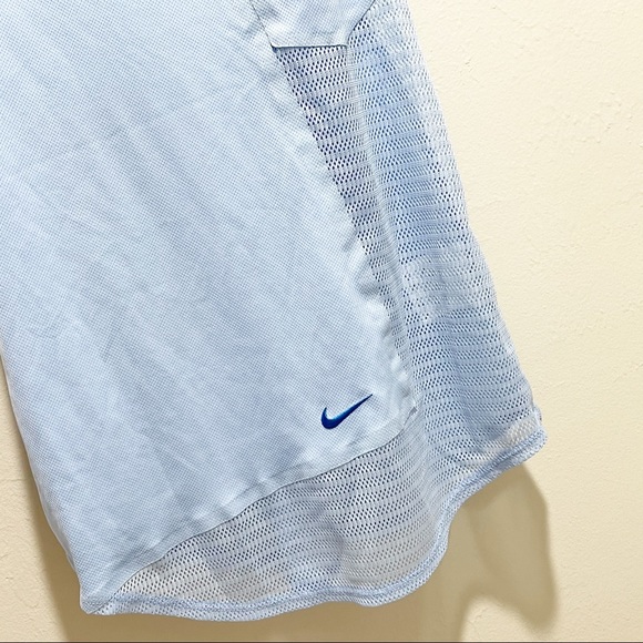 Bundle Of 2 NIKE DRI-FIT Running Tanks - Picture 10 of 13